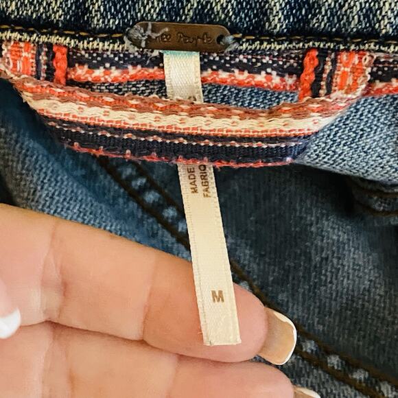 Free People Oversized Jean Jacket M Denim Distressed Retro Trucker Fall Boho - Picture 7 of 11